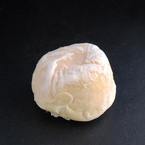 Besace fermière : fromage au lait cru de chèvre
