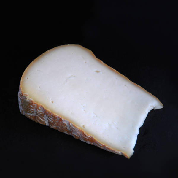 Le Bethmale Chèvre : fromage à pâte pressée non cuite