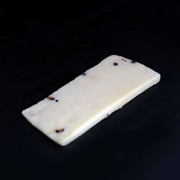 Tomme de Brebis au Poivre
