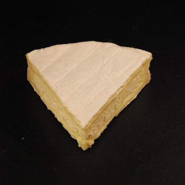 Brie de Nangis : Fromage au lait cru de Vache à croûte fleurie