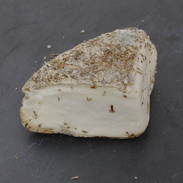 Brin d'Amour : Fromage au lait de Brebis et aux herbes aromatiques à croûte naturelle