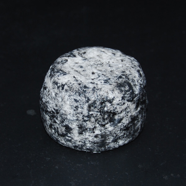 Crottin de cocumont cendré : fromage au lait cru de chèvre