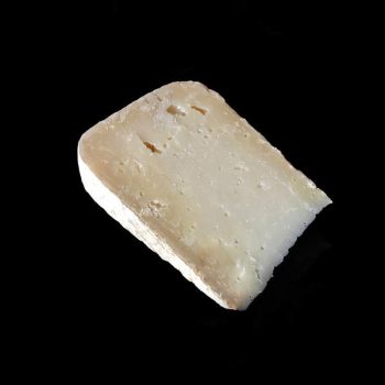 Kukulu Vieux : fromage au lait cru de Brebis et de chèvre à pâte pressée non cuite