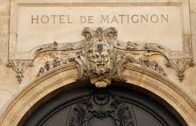 Vente aux enchères des vins de Matignon