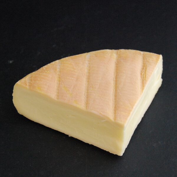 Munster fermier : Fromage à base de lait cru de vache