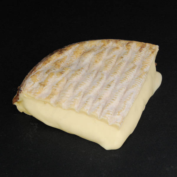 Vacherin des bauges : Fromage à base de lait pasteurisé de vache