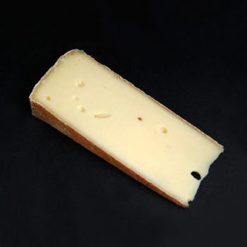 Vacherin Fribourgeois : Fromage au lait cru de Vache à pâte pressée non cuite