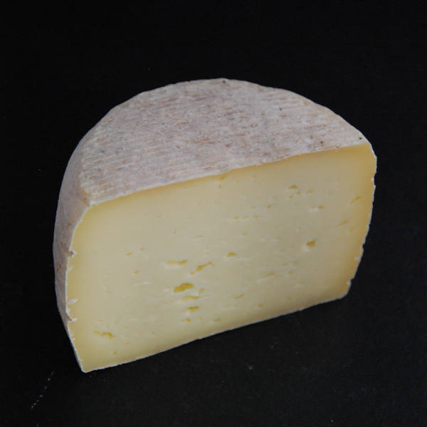 Chistera Bethmale : fromage à pâte pressée non cuite au lait cru de vache