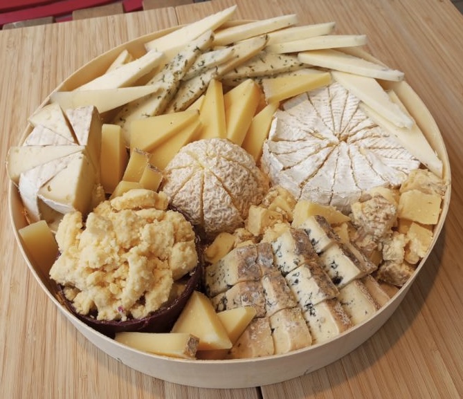 Boite Apéro Prestige 100% Fromage 8-12 Personnes