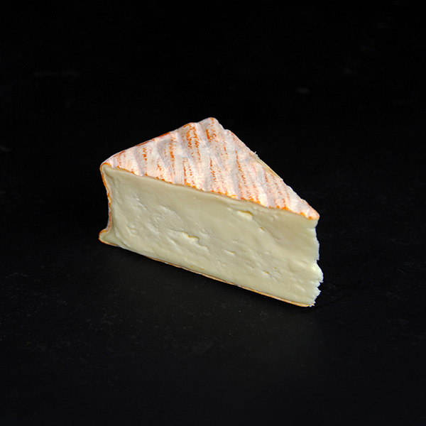 Mont'noix est un fromage au lait pasteurisé de vache à pâte molle à croûte lavée.