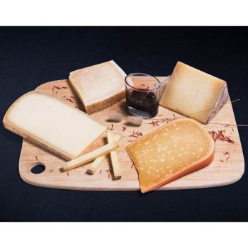 Plateau spécial Femme enceinte : de bons fromages au lait cru à pâte cuite